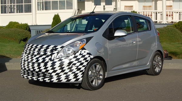 The Spark EV will feature a more than 20 kWh lithium-ion battery pack, which will have a warranty of eight years/100,000 miles, and is capable of handling multiple DC fast charges daily.&nbsp;