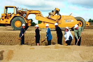 <p><span style="font-size: xx-small;" mce_style="font-size: xx-small;"><span lang="EN"> <p dir="ltr" align="left">Three employees were selected to help break ground along with Eden Prairie Mayor Nancy Tyra-Lukens (left), Deb Frodl, chief strategy officer for GE Capital Fleet Services and global EV leader for GE (second from left),and Clarence Nunn, president and CEO of GE Capital Fleet Services (fourth from left). An architectual rendering (above) shows what fleet managers can expect of the experience center.</p> </span></span></p>